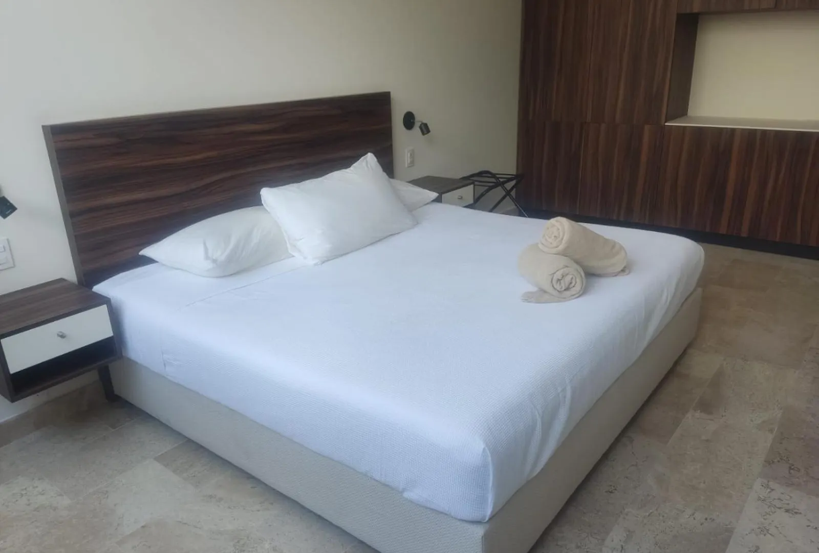 Apartamento 1 Dorm Amplia Terraza Aldea Zama 툴룸 아파트